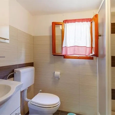 Mit Balkon By Interhome Mali Losinj