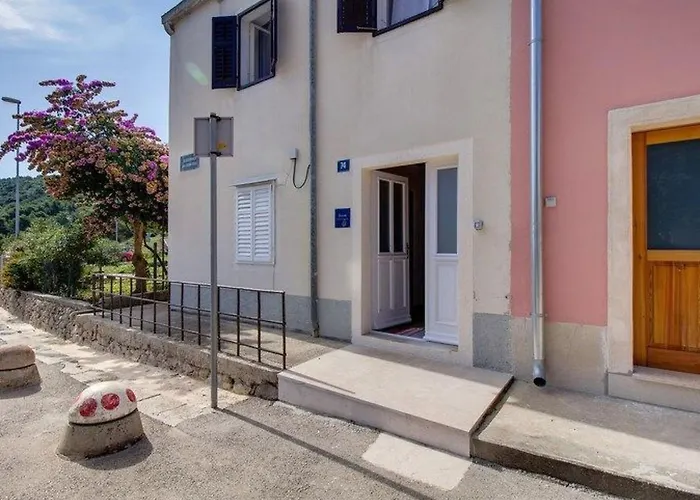 Mit Balkon By Interhome * Mali Losinj