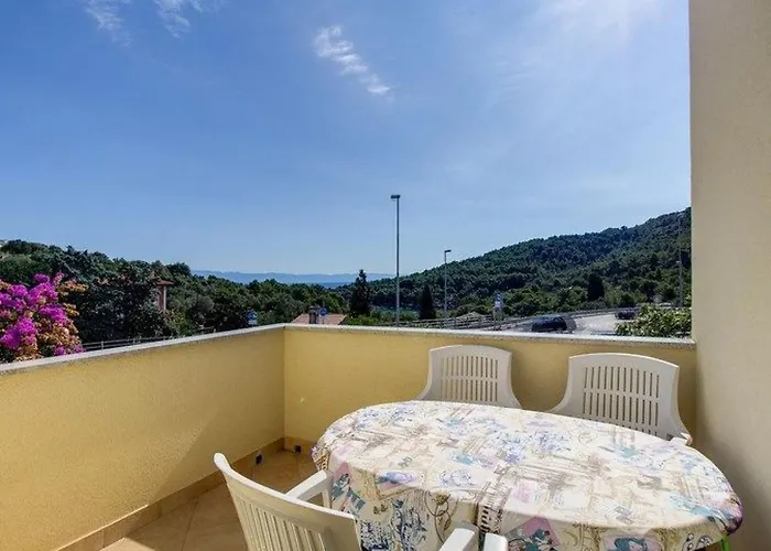 Mit Balkon By Interhome * Mali Losinj