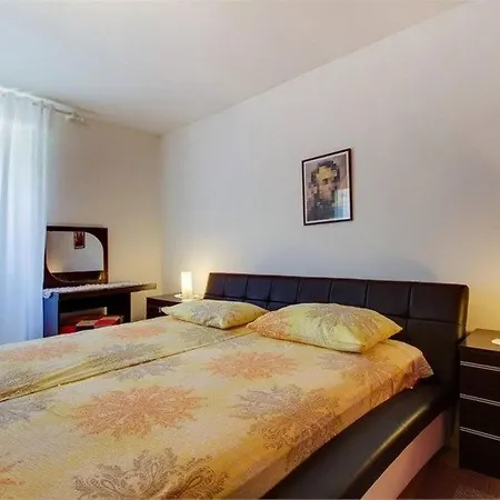 Mit Balkon By Interhome Apartamento