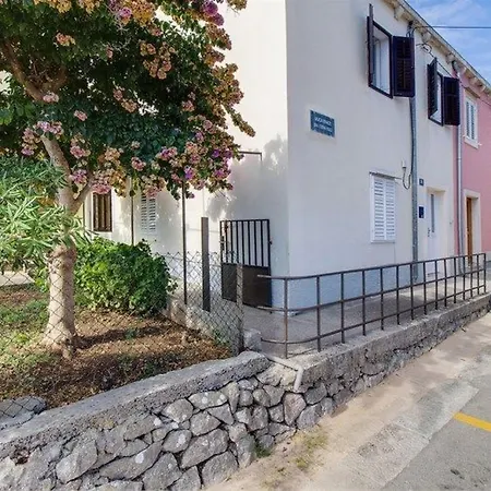 Mit Balkon By Interhome Daire