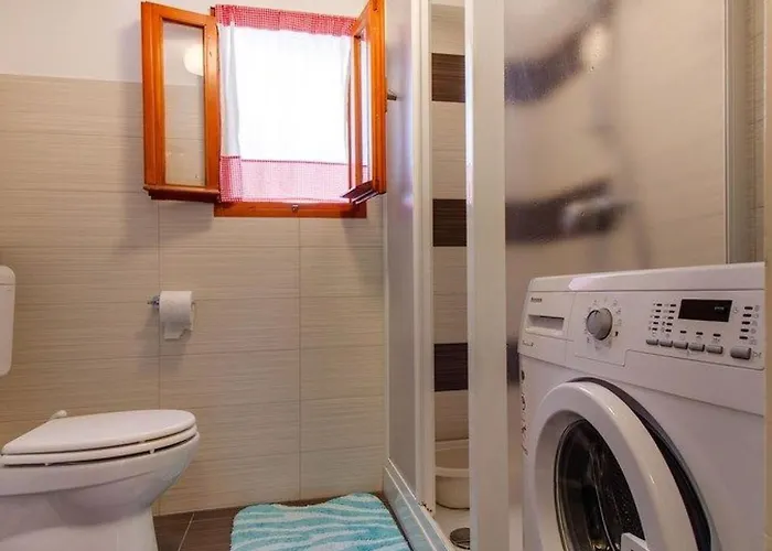 Apartamento Mit Balkon By Interhome Mali Lošinj