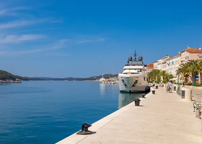 Mit Balkon By Interhome